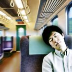 電車で知らない場所に行く夢が示す運勢